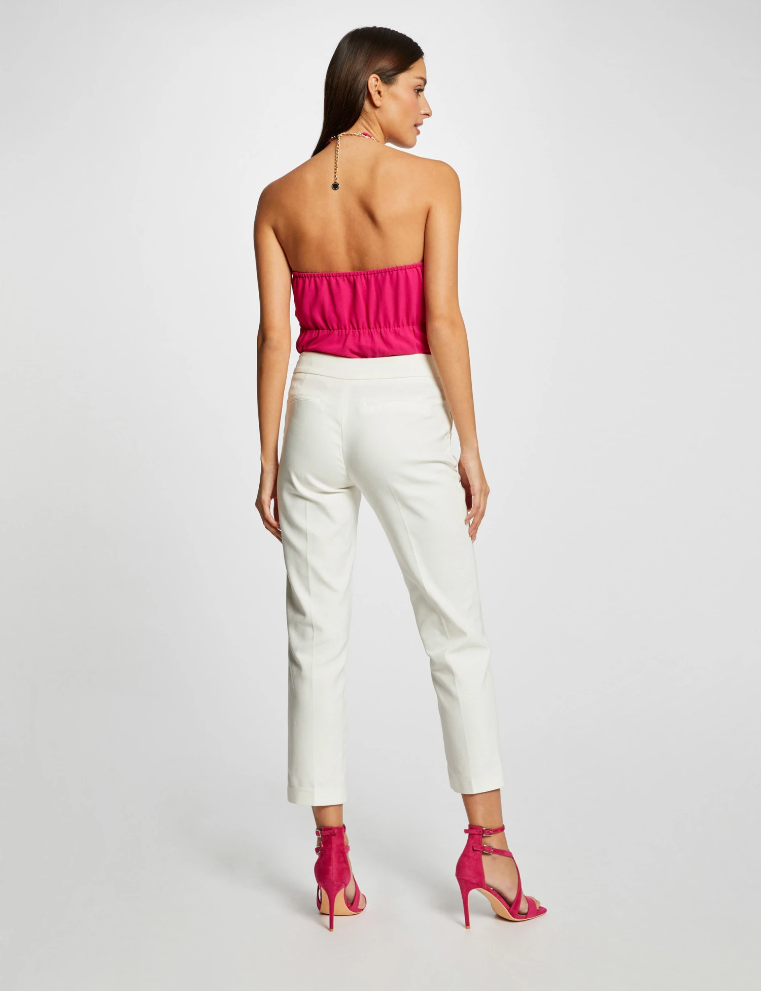 Bustier Avec Détail Chaîne Rose Fonce Femme 4 Bustier Avec Détail Chaîne Rose Fonce Femme – Image 2