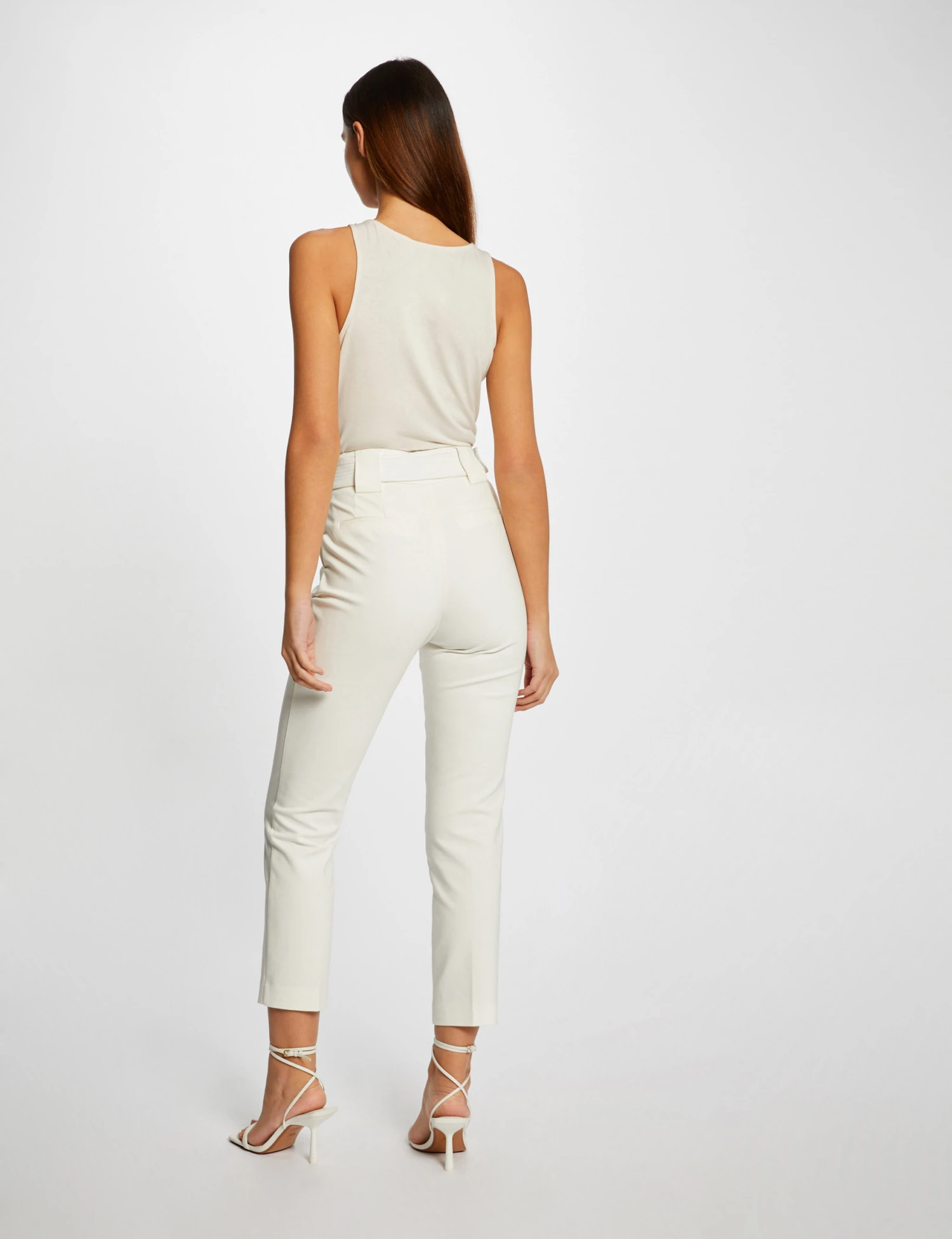 Débardeur Bretelles Fines Avec Dentelle Ivoire Femme 4 Débardeur Bretelles Fines Avec Dentelle Ivoire Femme – Image 2