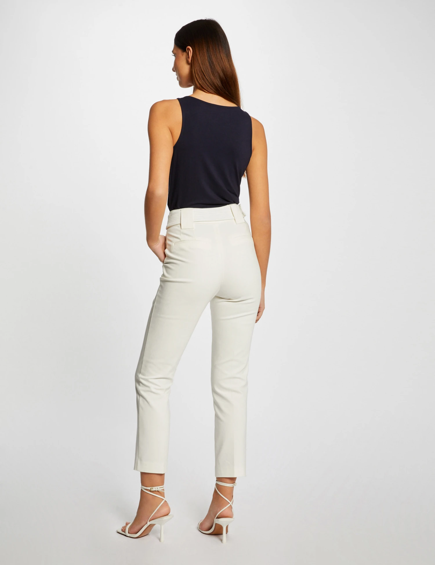 Débardeur Bretelles Fines Avec Dentelle Marine Femme 4 Débardeur Bretelles Fines Avec Dentelle Marine Femme – Image 2