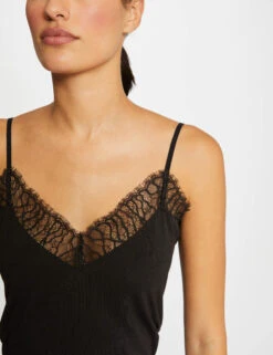 Débardeur Bretelles Fines Avec Dentelle Noir Femme 11 Débardeur Bretelles Fines Avec Dentelle Noir Femme -Tenue Legere Boutique debardeur bretelles fines avec dentelle noir femme vue4 32536300885780100