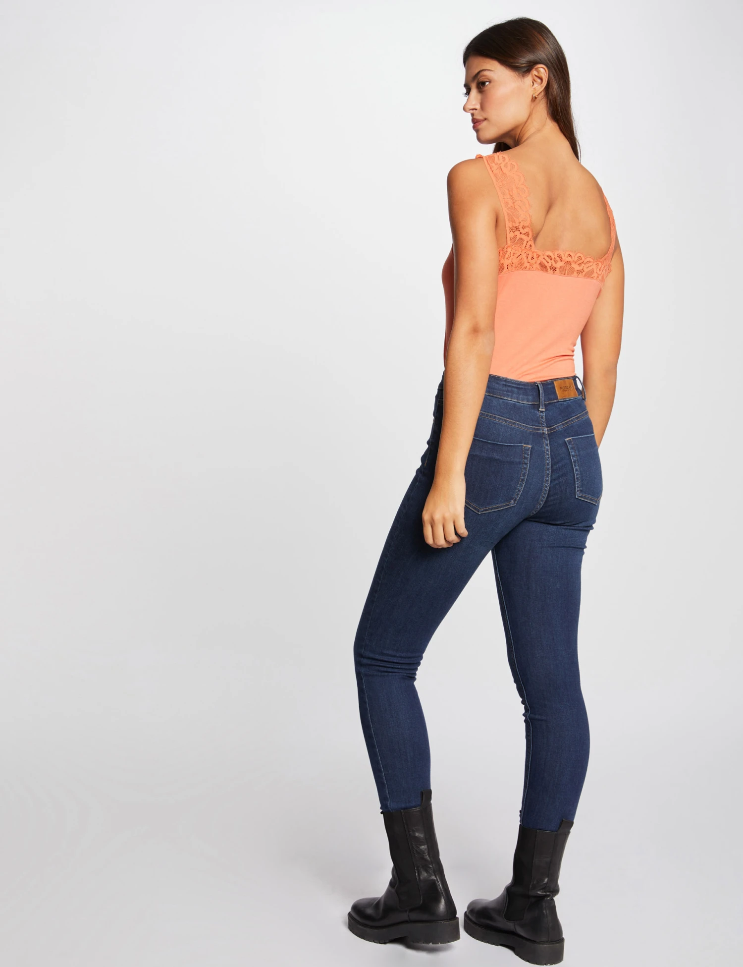 Débardeur Bretelles Larges Avec Dentelle Orange Femme 4 Débardeur Bretelles Larges Avec Dentelle Orange Femme – Image 2