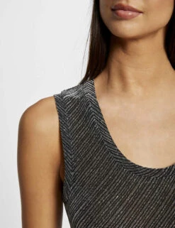 Débardeur Bretelles Larges Col Rond Argente Femme 11 Débardeur Bretelles Larges Col Rond Argente Femme -Tenue Legere Boutique debardeur bretelles larges col rond argente femme vue4 32536300941770104