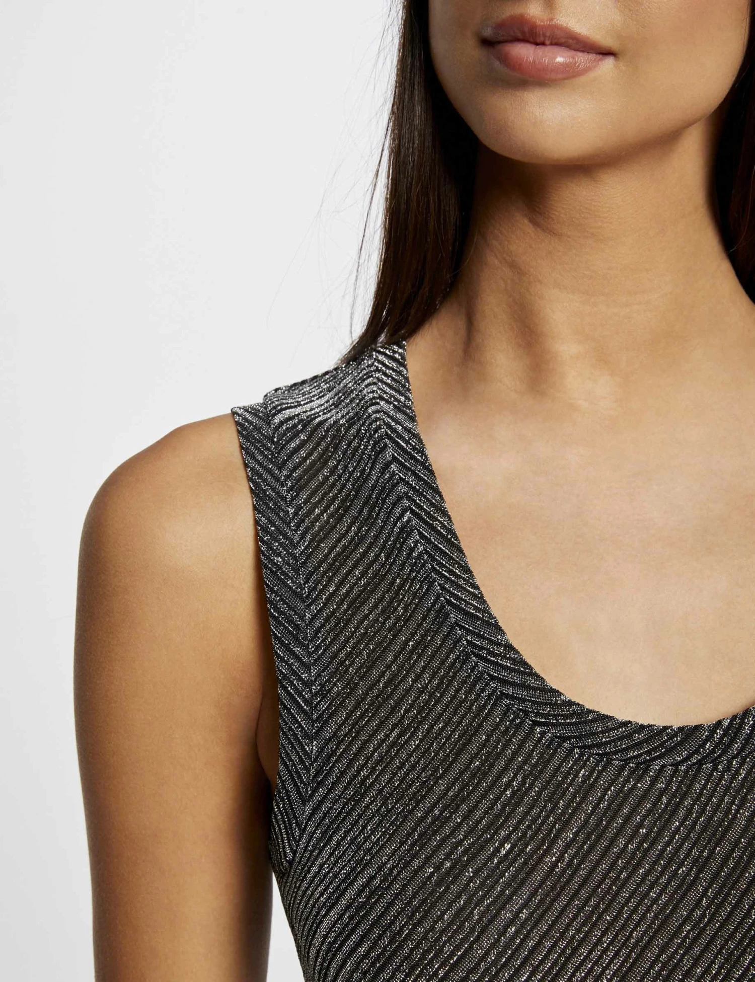 Débardeur Bretelles Larges Col Rond Argente Femme 7 Débardeur Bretelles Larges Col Rond Argente Femme – Image 5