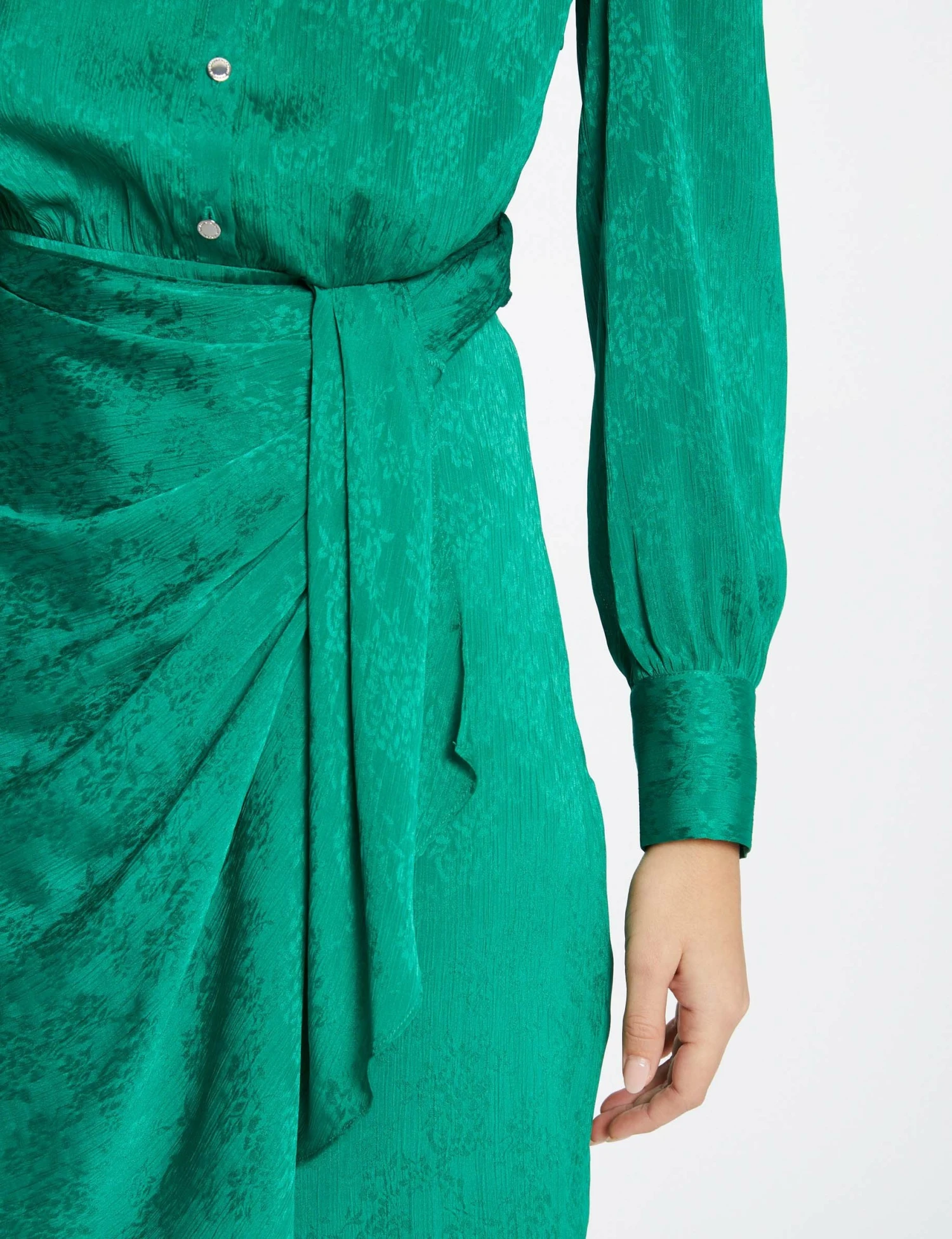 Robe Droite Drapée Satinée Imprimée Vert Femme 5 Robe Droite Drapée Satinée Imprimée Vert Femme – Image 3