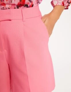 Short City Droit à Pinces Rose Femme -Tenue Legere Boutique short city droit a pinces rose femme vue4 32536300941720503