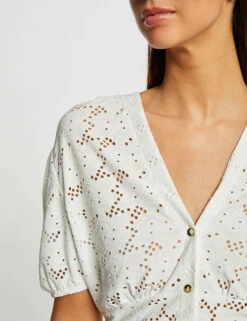 T-shirt Manches Courtes à Broderie Ecru Femme -Tenue Legere Boutique t shirt manches courtes a broderie ecru femme vue4 32536300962690201