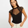 T-shirt Manches Courtes à Dentelle Noir Femme -Tenue Legere Boutique t shirt manches courtes a dentelle noir femme vue1 32536300949200100