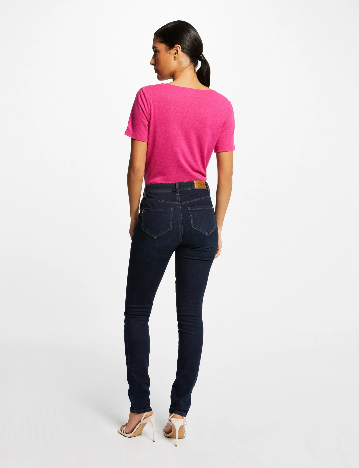 T-shirt Manches Courtes à Détails Bijoux Rose Fonce Femme 4 T-shirt Manches Courtes à Détails Bijoux Rose Fonce Femme – Image 2