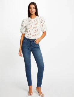 T-shirt Manches Courtes à Détails Brodés Ecru Femme -Tenue Legere Boutique t shirt manches courtes a details brodes ecru femme vue5 32536300950670201