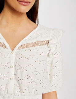 T-shirt Manches Courtes Brodé Ecru Femme -Tenue Legere Boutique t shirt manches courtes brode ecru femme vue4 32536300945890201