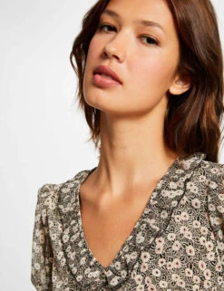 T-shirt Manches Courtes Imprimé Végétal Noir Femme -Tenue Legere Boutique t shirt manches courtes imprime vegetal noir femme vue4 32536300906020100