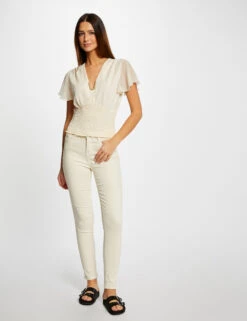 T-shirt Manches Courtes Smocké Ecru Moyen Femme 9 T-shirt Manches Courtes Smocké Ecru Moyen Femme -Tenue Legere Boutique t shirt manches courtes smocke ecru moyen femme vue5 32536300939120213